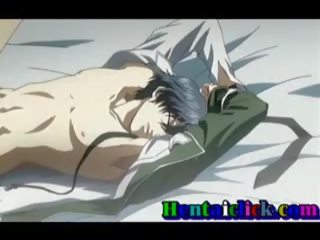 Fascinante hentai homossexual incondicional sexo e amor em cama