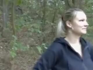 Jogger bắt đầu một vài thêm bucks, miễn phí thêm ống xxx video video | xhamster