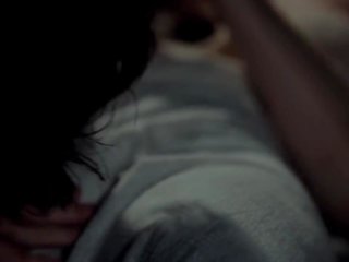 Hayley atwell nagie seks film scena w the pillars z the earth