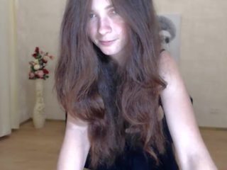 Magnifique 18 y o webcam parfait corps brunette danse: xxx agrafe 37