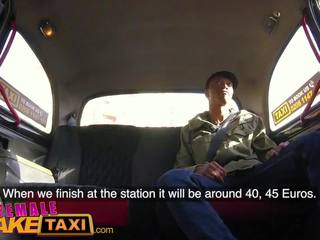 Femelle faux taxi grand seins séduisant blond baisée: gratuit sexe vidéo 90