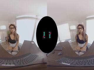 Vrhush gamer fidanzata alexis zara prende scopata con suo. | youporn