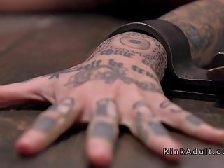 Tattooed and gagged sub zorlap daňyp sikmek torment