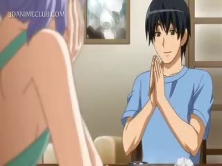 Malu hentai patung dalam apron melompat craving zakar/batang dalam katil