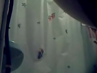 Ea ferăstrău the ascuns camera web în the baie